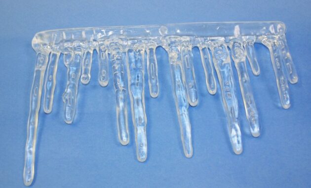 How to Make Fake Icicles for Decoration DIY Guide